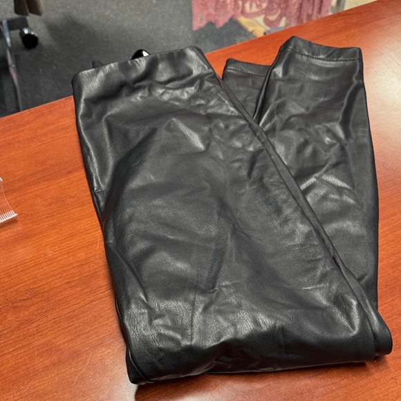 Banana Republic Factory Pants - Banana republic factory faux leather legging M // 012313